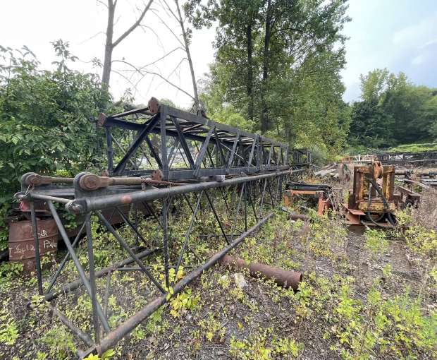 Crane Block and Boom Section 27