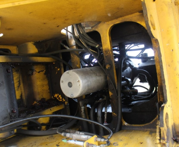 2001 Grove TMS760E 18