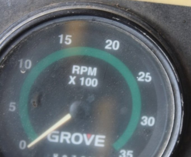 2001 Grove TMS760E 27