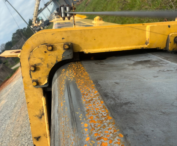 2001 Grove TMS760E 23