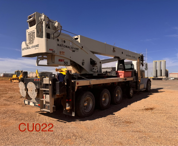 2013 Peterbilt w/National NBT50 128' boom 5