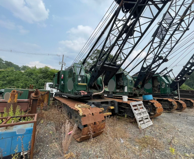 Manitowoc Crawler Crane 3