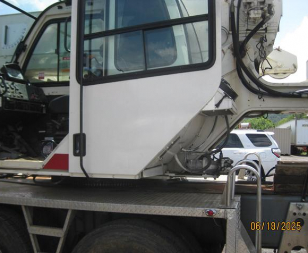 2006 Terex T 340 49