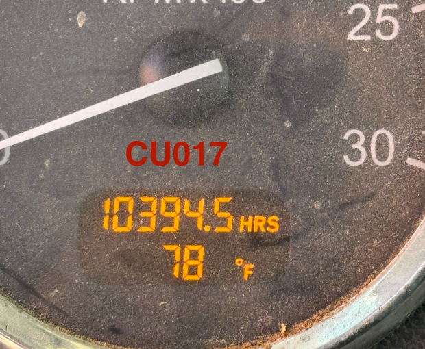 2012 Peterbilt w/ National 900A 26 Ton 8