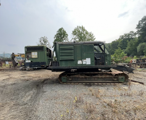 Manitowoc 3000 Crawler Crane 4