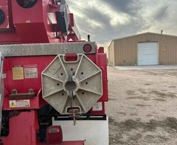 MUST SELL BY END OF YEAR $144,000 2014 Peterbilt 367 w/Manitex 50155S Crane 14