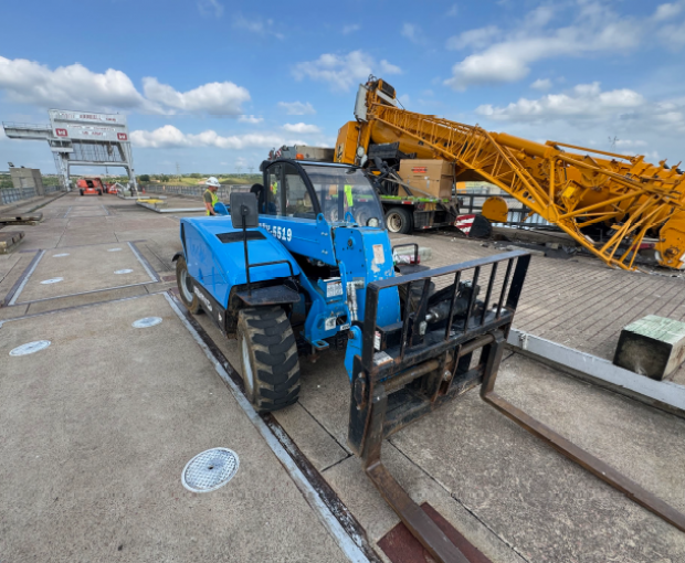 2006 Liebherr LTM 1220-5.2 29