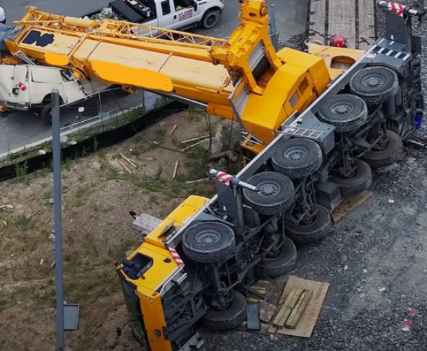 2017 Liebherr LTM 1250-5.1 (copy) 9