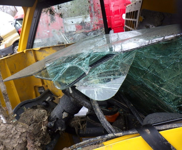 2019 Grove TMS500-2 37