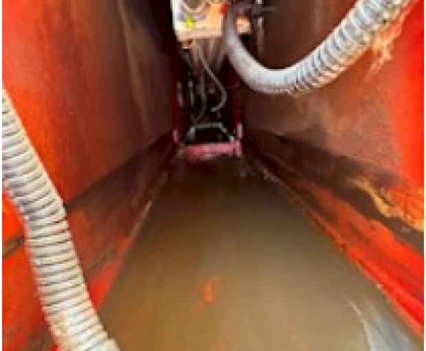 Extension beams-right front: looking inside RF O/R beam, ext