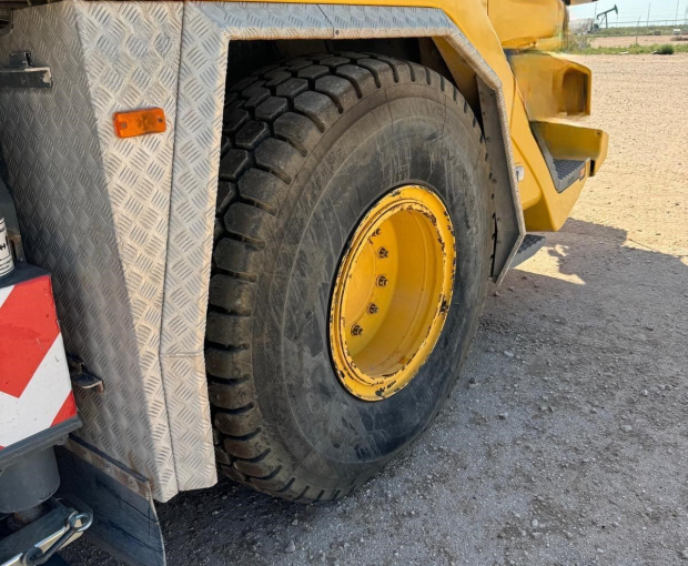 2010 Grove GMK5165-2 11