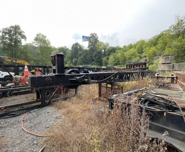 Crane Block and Boom Section 15