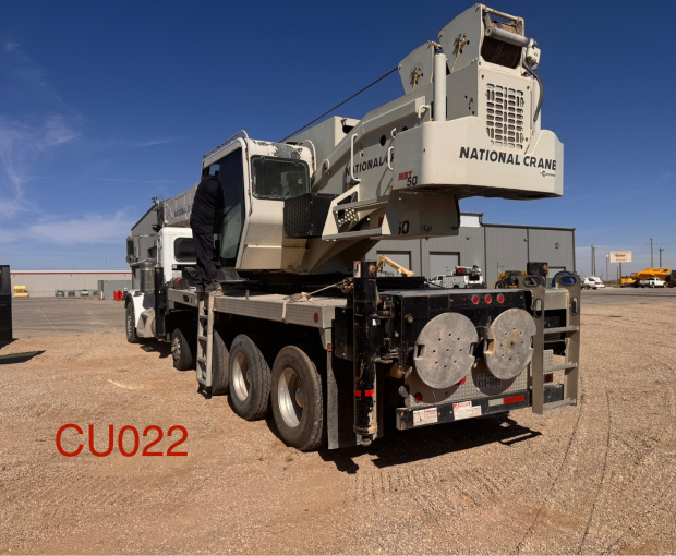 2013 Peterbilt w/National NBT50 128' boom 4