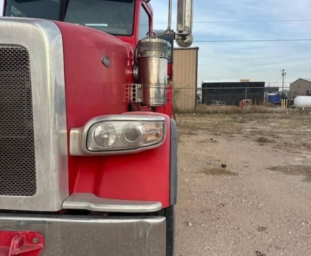 MUST SELL BY END OF YEAR $144,000 2014 Peterbilt 367 w/Manitex 50155S Crane 9