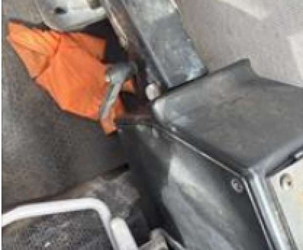 Evidence of leaking at RH controls