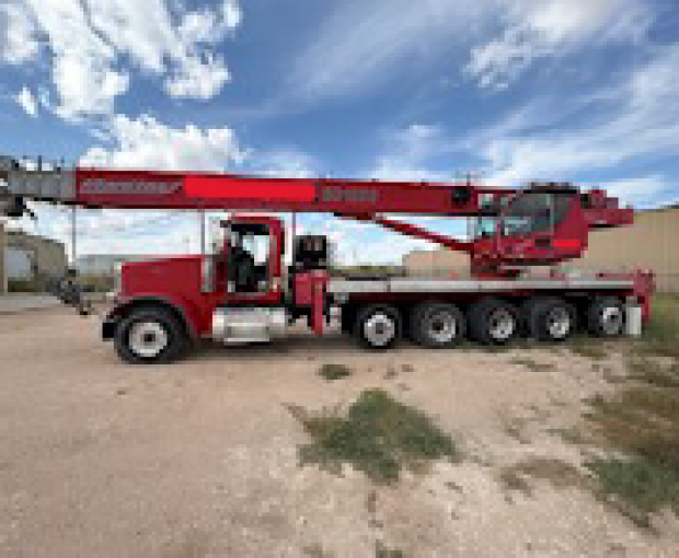 MUST SELL BY END OF YEAR $144,000 2014 Peterbilt 367 w/Manitex 50155S Crane 5