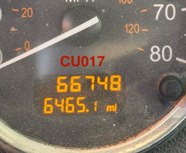 2012 Peterbilt w/ National 900A 26 Ton 7