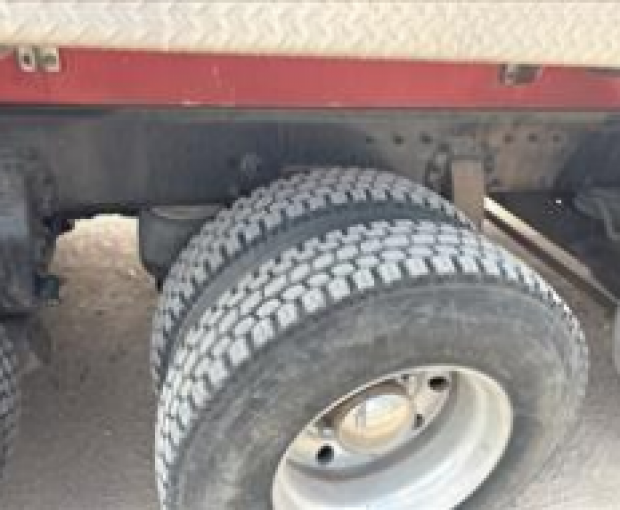2015 Peterbilt 379 w/Manitex 50155 Crane  68