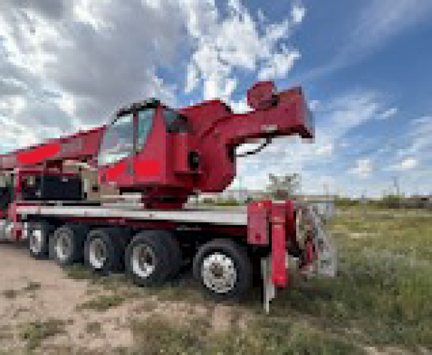 MUST SELL BY END OF YEAR $144,000 2014 Peterbilt 367 w/Manitex 50155S Crane 7