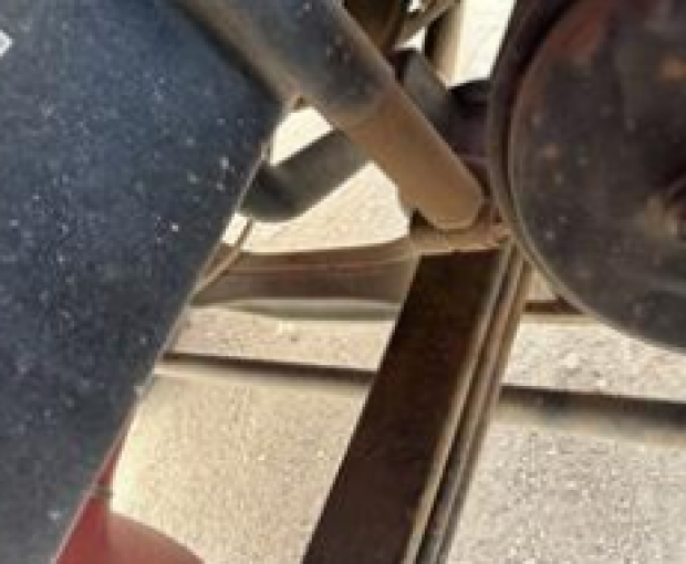 Front axle-Right side shocks appear to be leaking