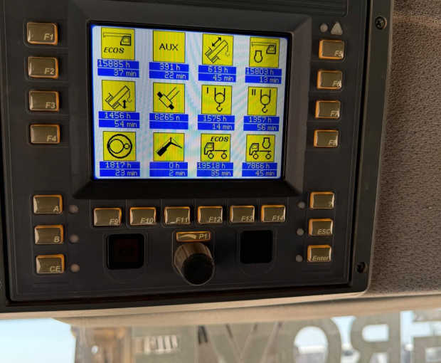 2010 Grove GMK5165-2 8